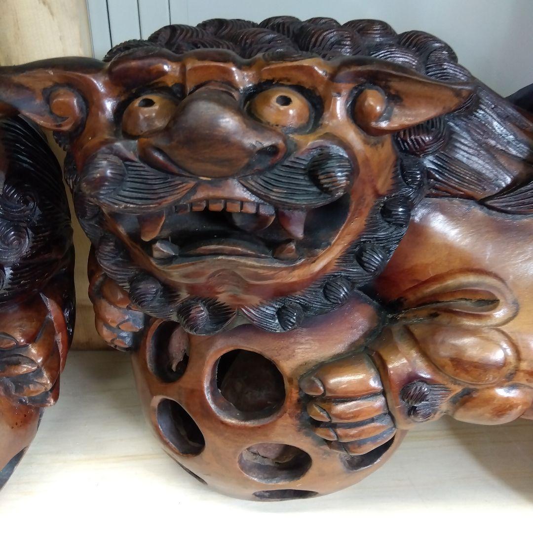 木製玉乗り獅子彫刻 　右玉乗り　①　厄除け