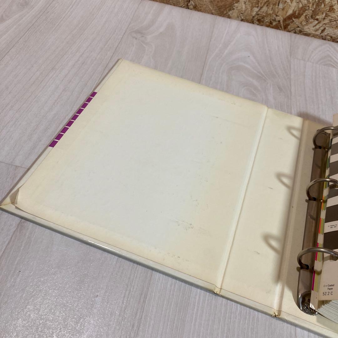 パントン　色見本帳　PANTONE カラーライブラリー　マットコート　カラー