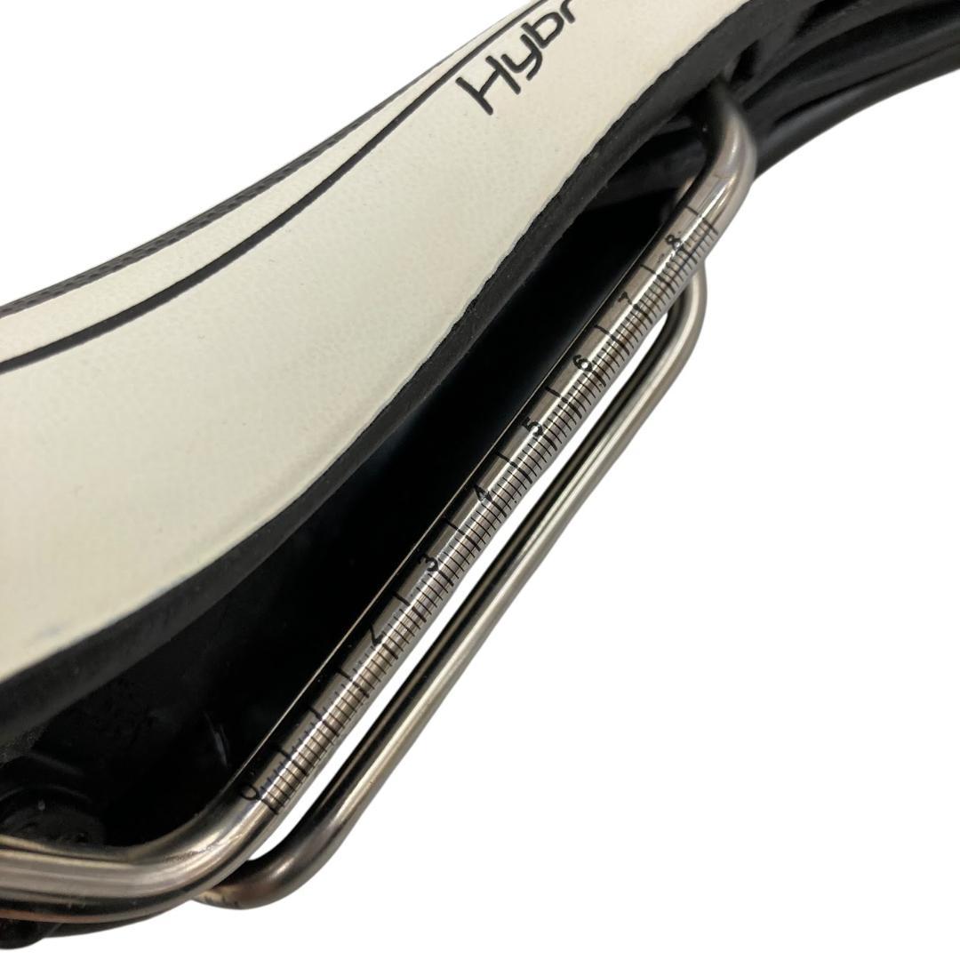 SELLE SMP セラSMP ハイブリッド 自転車 サドル 穴あき ホワイト