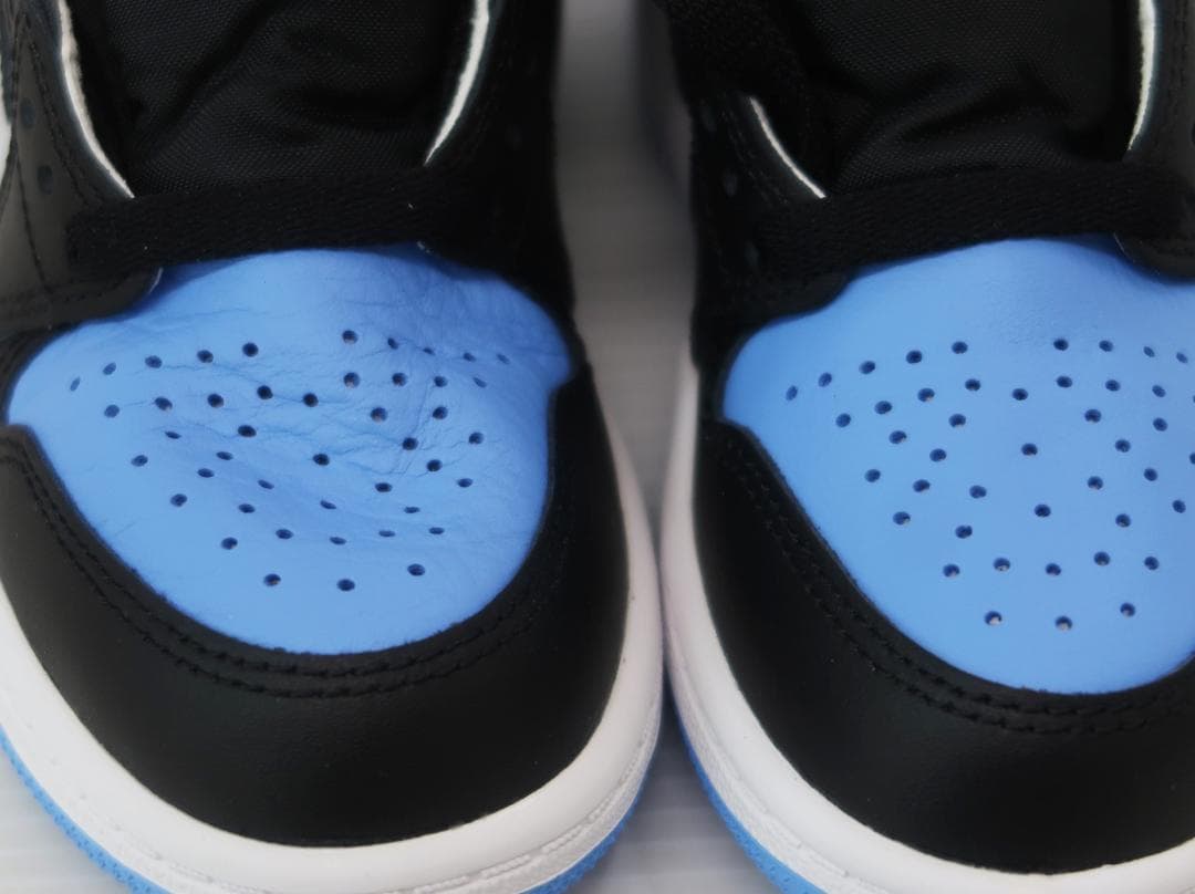 未使用 NIKE JORDAN 1 RETRO HIGH OG キッズ【G】.