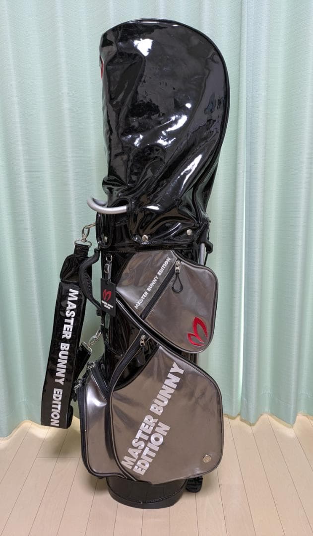 MASTER BUNNY EDITION スタンド式キャディバッグ シルバー