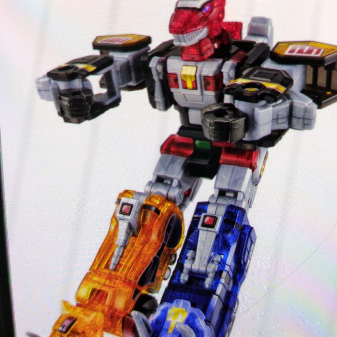 SMP.進化合体.大獣神.クリアカラーバージョン。