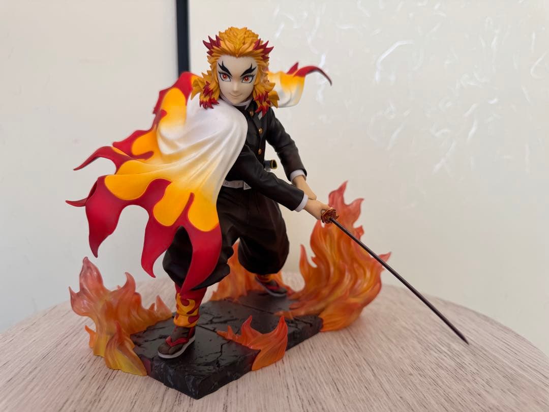 コトブキヤ ARTFX J 鬼滅の刃 煉獄杏寿郎 1/8フィギュア