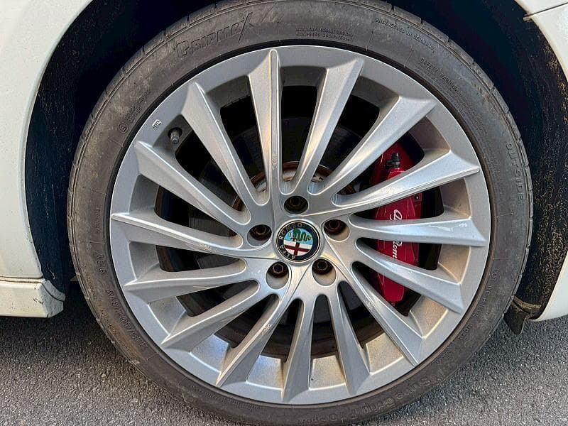 H25 アルファロメオ ジュリエッタ スポルティーバ TVナビ HID フォグ