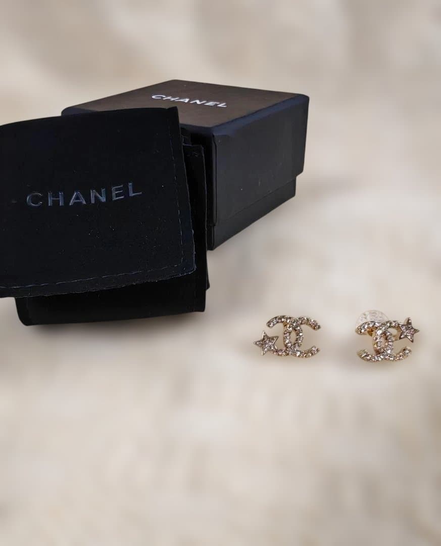 ゴールドCCロゴスターピアス