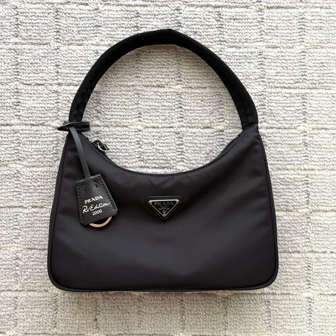 美品プラダ PRADA Re-Edition 2000 ミニバッグ ハンドバッグ