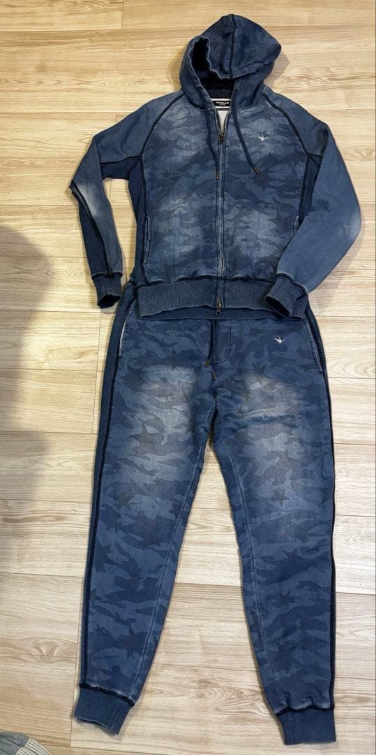 1PIU1UGUALE3 カモフラ デニム 柄 スウェット セットアップ