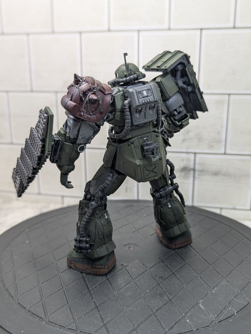 復讐のレクイエム HG 無識別型ザクⅡ FTYPE ルショ―ン機 完成品