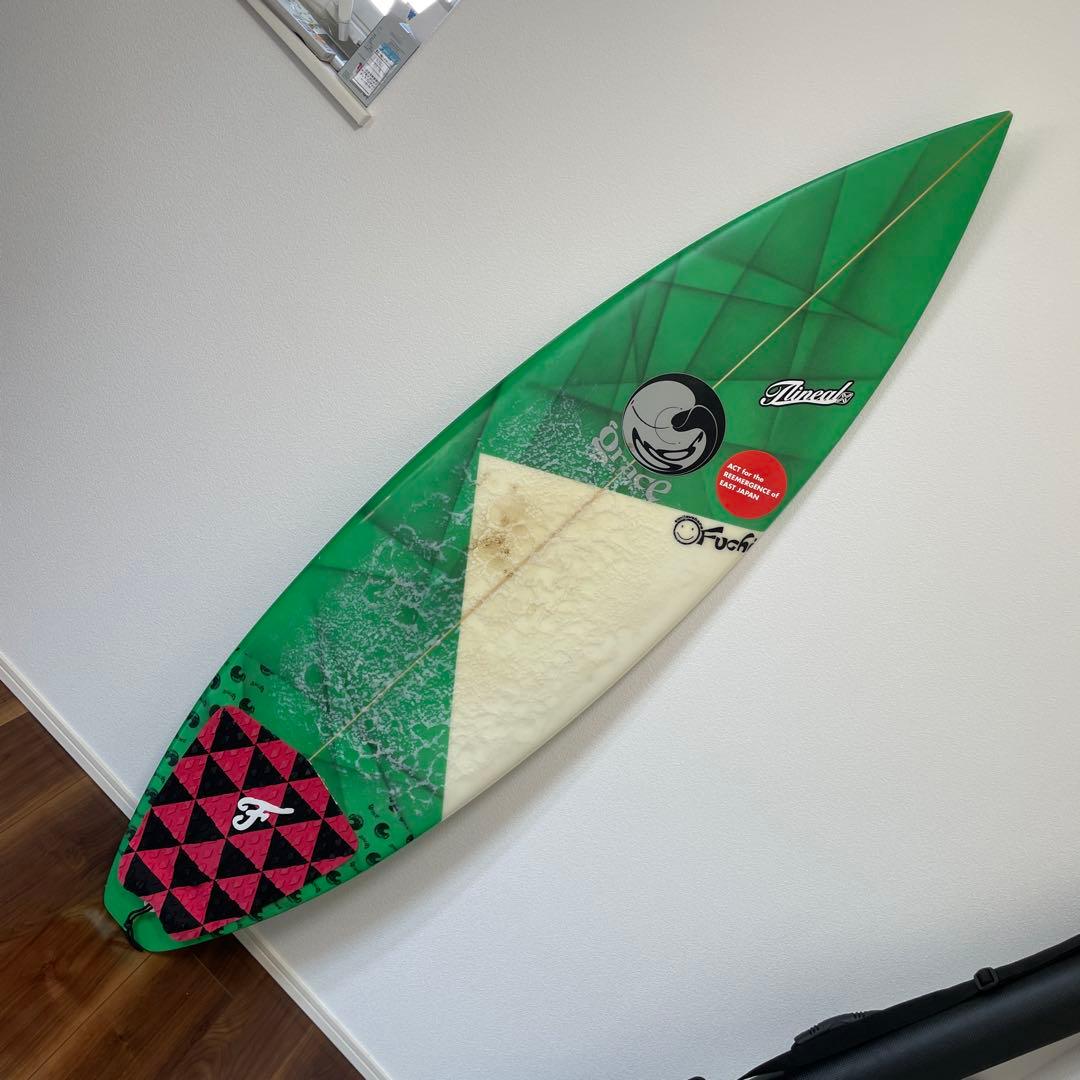 grace surf board 5'10×46.3×5.4 トライ ケース付き