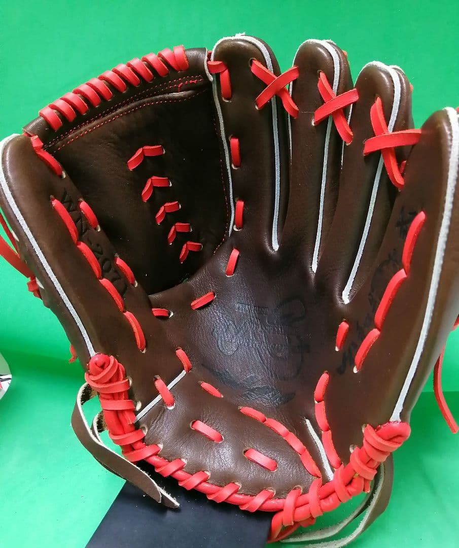 184.展示会限定品ハタケヤマ軟式グラブ