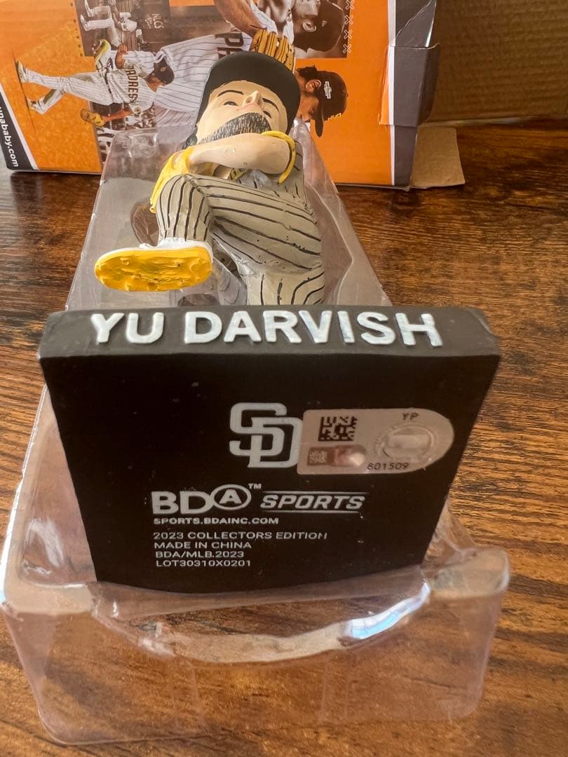 ダルビッシュ有 日米通算3000奪三振記念 ボブルヘッド　直筆サイン入り