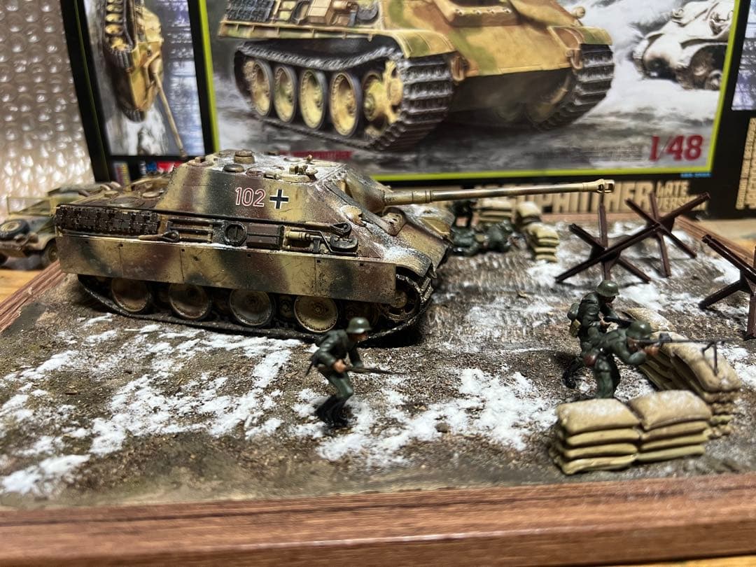 1/48 タミヤ ヤークトパンサー 後期型 完成品 ジオラマ【冬の東部戦線】