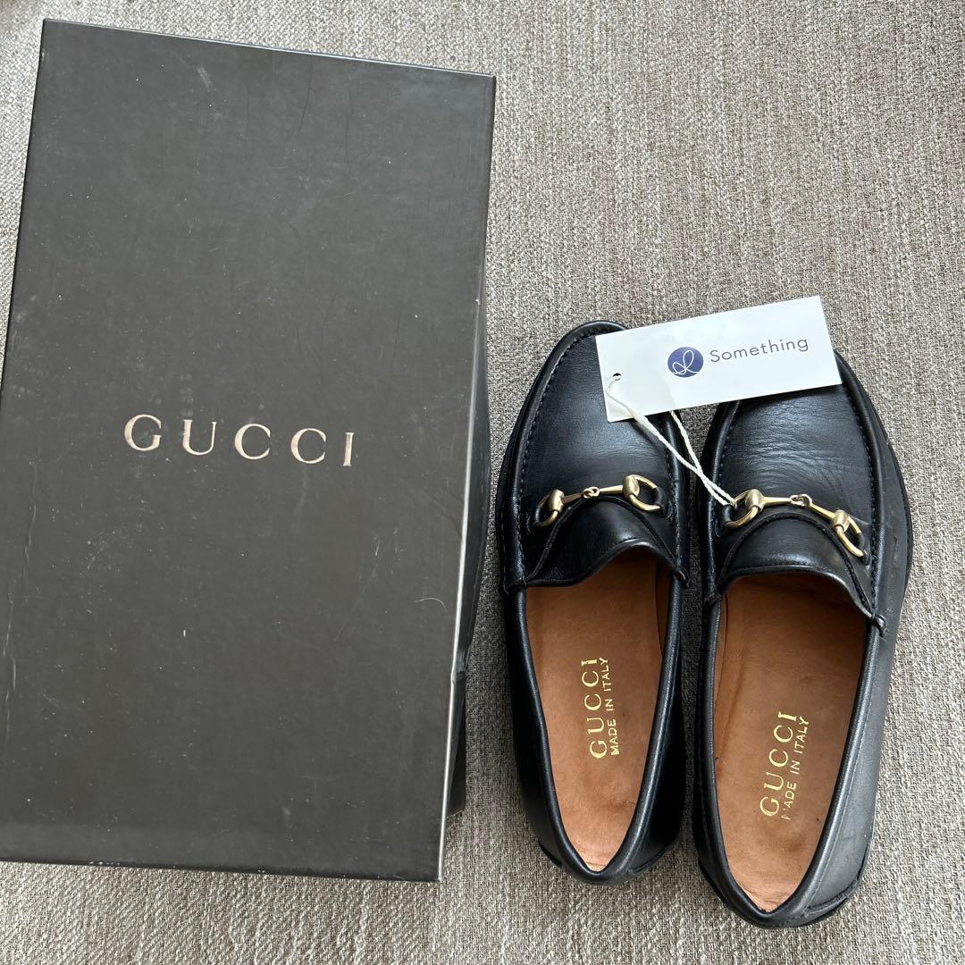 GUCCI ローファー