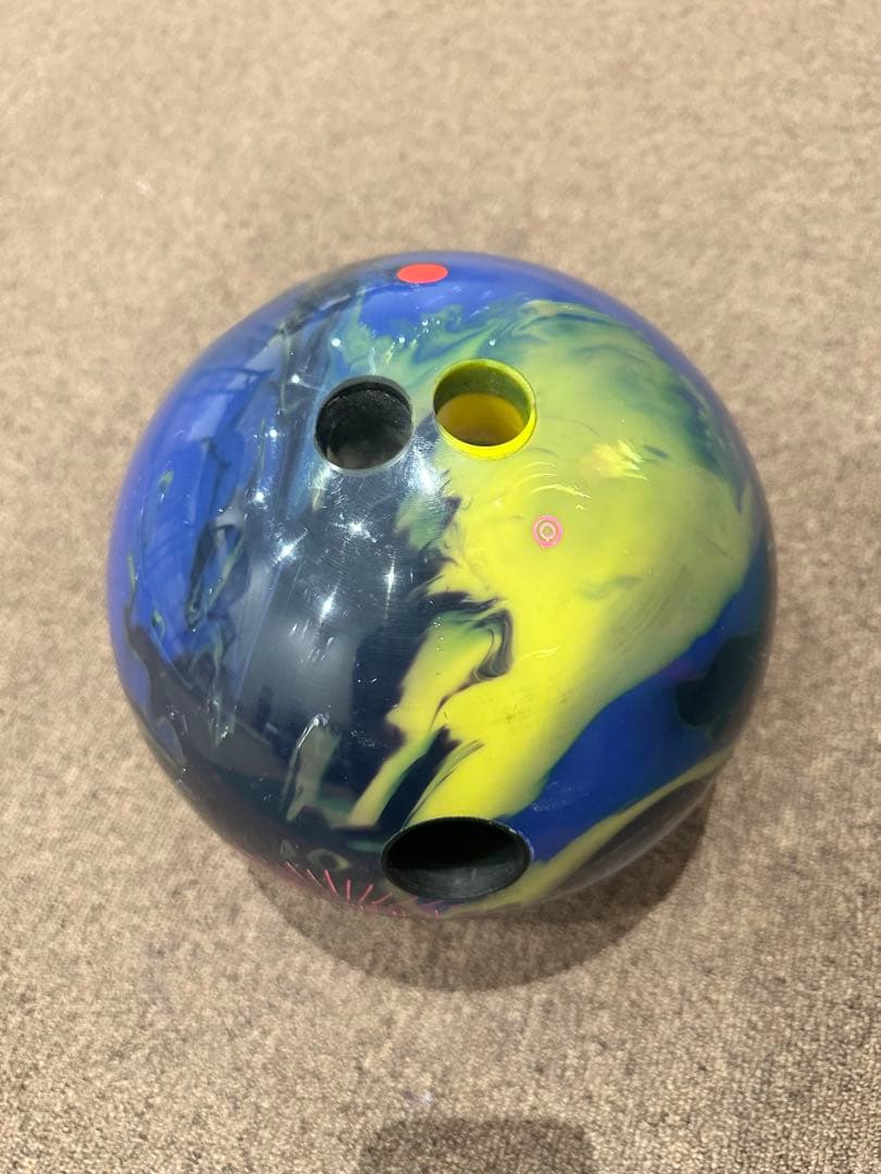 900グローバル　サブライムフォーカス　15ポンド　　ボウリングボール