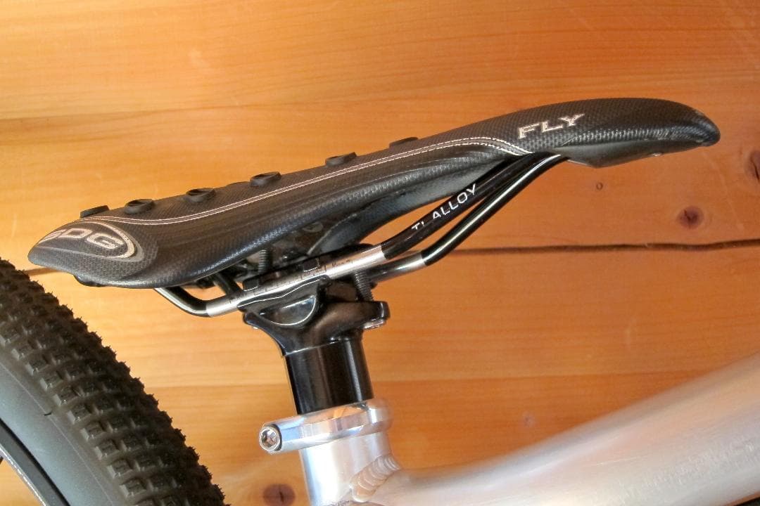 NS Bikes Decade フルリジッド ダートジャンプ カスタム