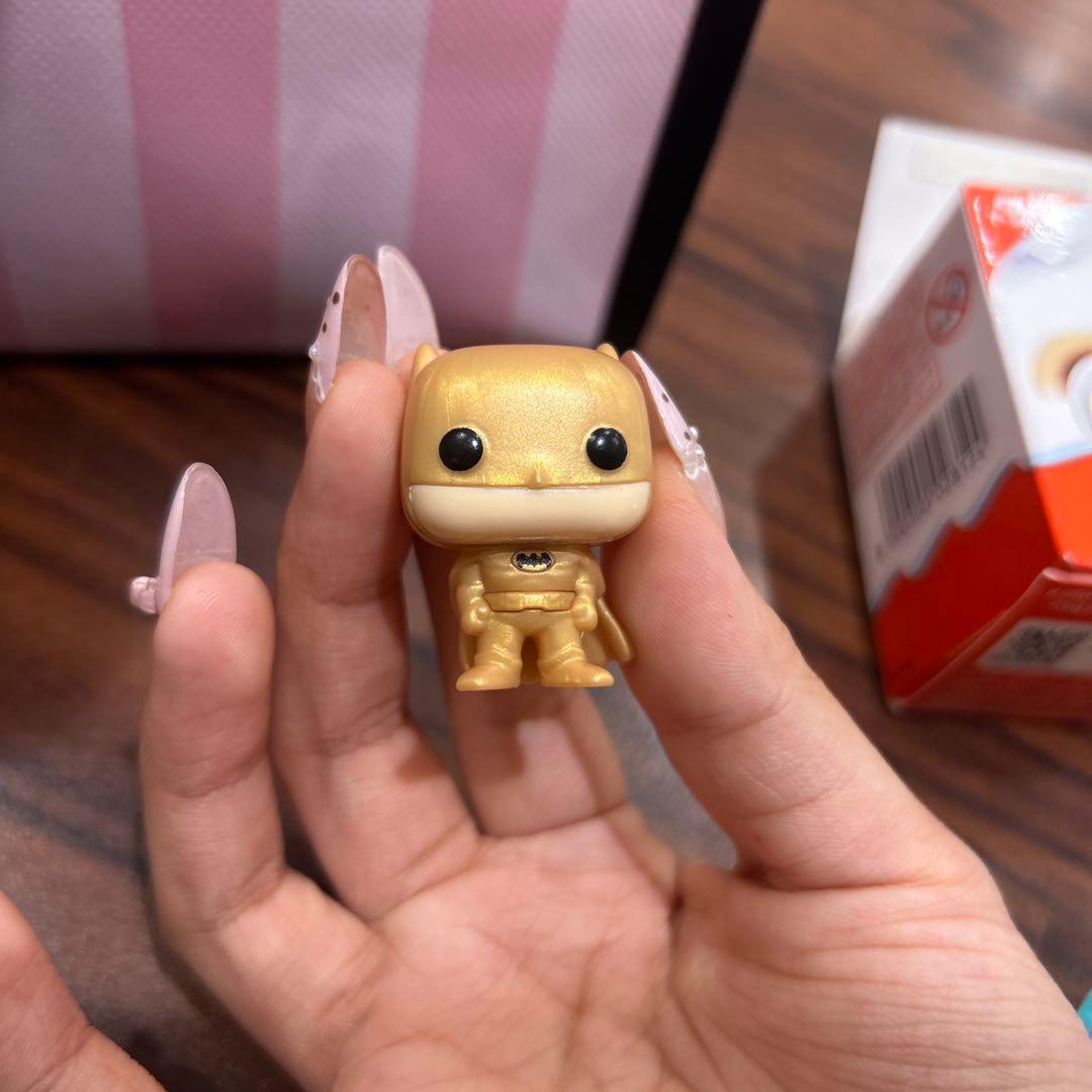 Kinder Funko DC ゴールド・バットマン フィギュア