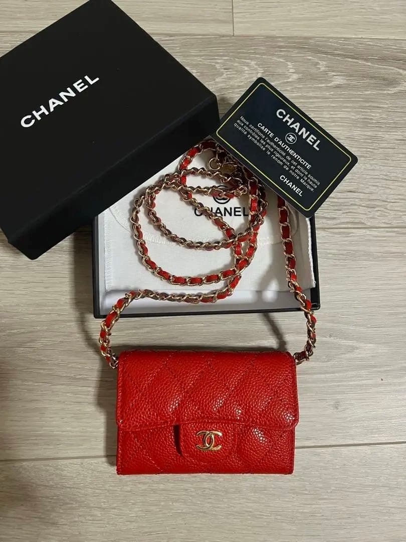 CHANELショルダー付きカードケース ノベルティー