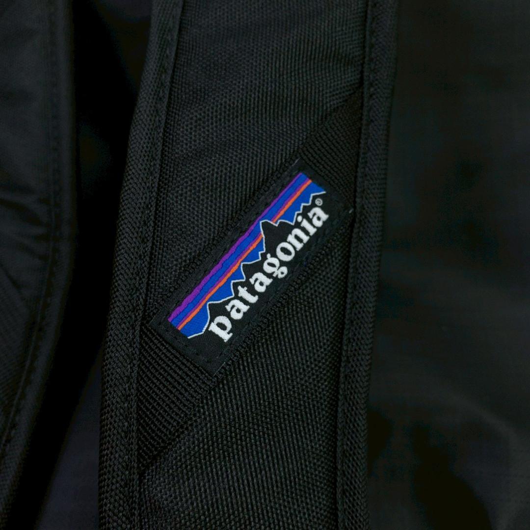 美品★パタゴニア ブラックホール・ダッフル 40L ブラック 2way