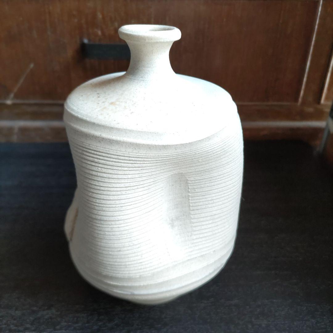 白備前　人形徳利　D303