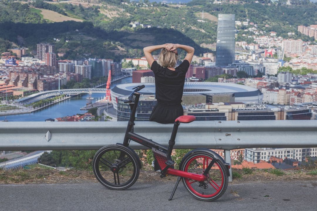 ホンバイクストンプラス　黒赤