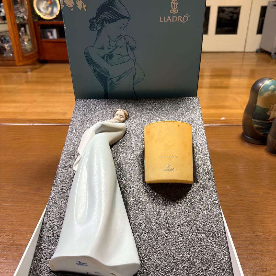 最終値下げ！LLADRÓ 母と子の像 ポーセリン製