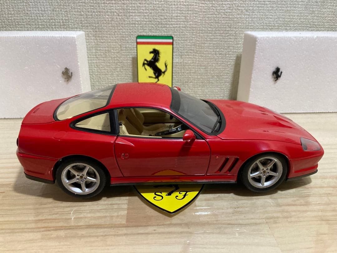 ミニカー Ferrari 550 Maranello 1:18