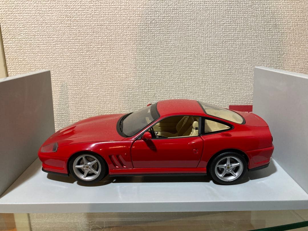 ミニカー Ferrari 550 Maranello 1:18