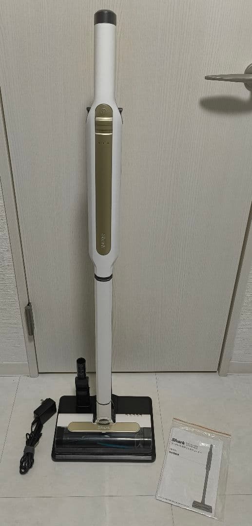 SharkコードレススティッククリーナーEVOPOWER SYSTEM