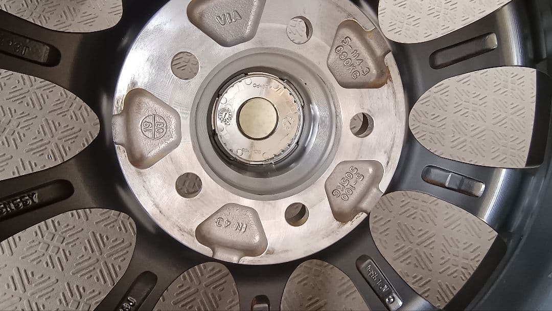 アルミセットスタッドレスタイヤ品アイスガードig60