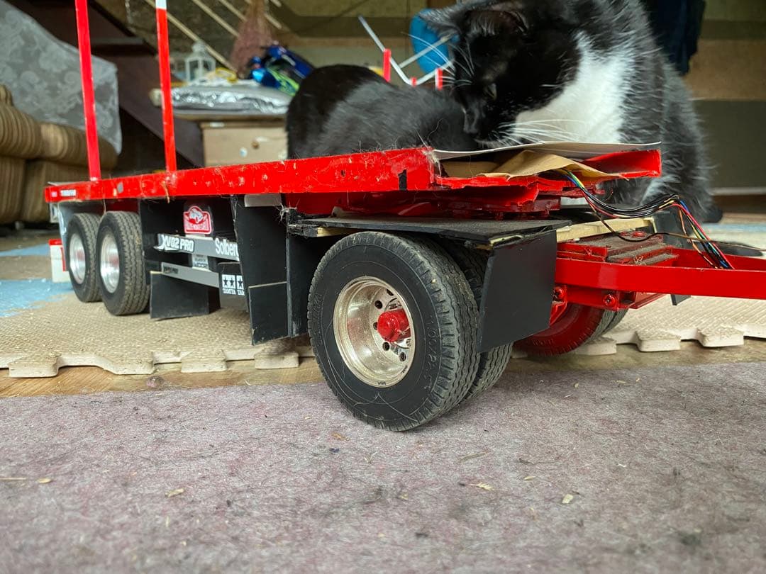 タミヤ　1/14 スカニア原木運搬フルトレーラー仕様　フルオペ