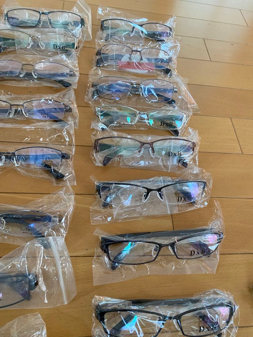 メガネフレーム　卸売り