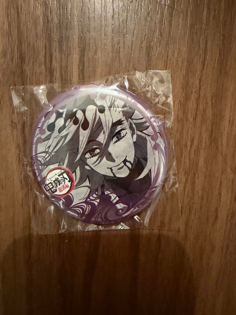 鬼滅の刃　童磨　DINING 缶バッジ　遊郭編　お楽しみくじ