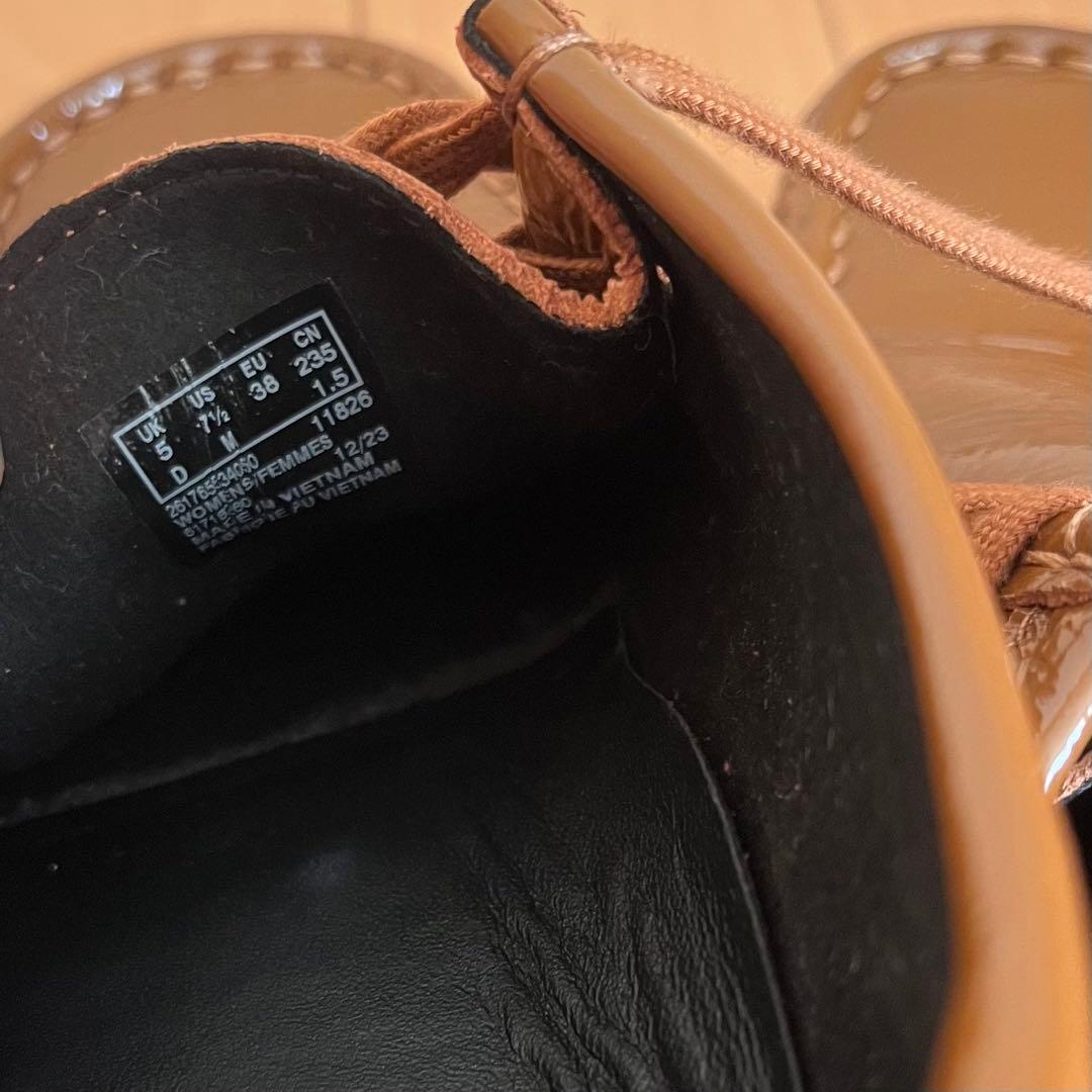 CLARKS ORIGINALS クラークス ワラビー パテントレザー ブラウン