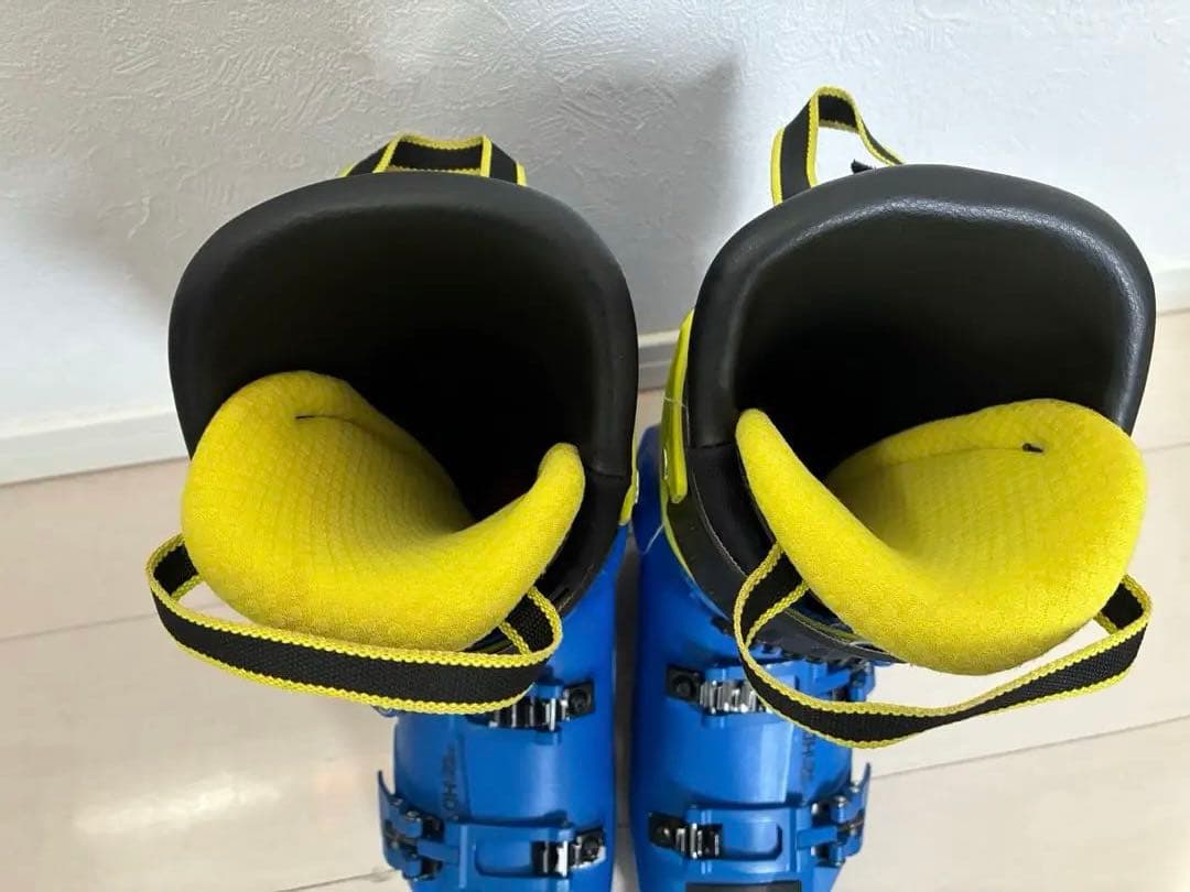 スキーブーツ　サロモンSALOMON カーボン130