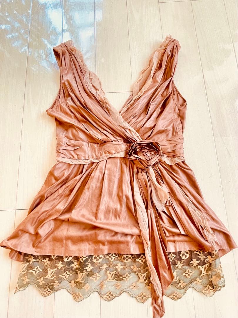 ヴィトン Louis Vuitton モノグラム トップス　キャミソール