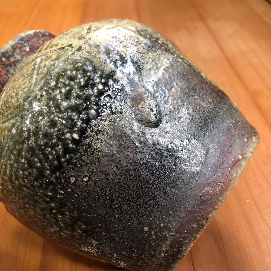 骨董品 手彫り模様茶色緑色グラデーション壺 花道茶道水差し 作家物 日本伝統工芸