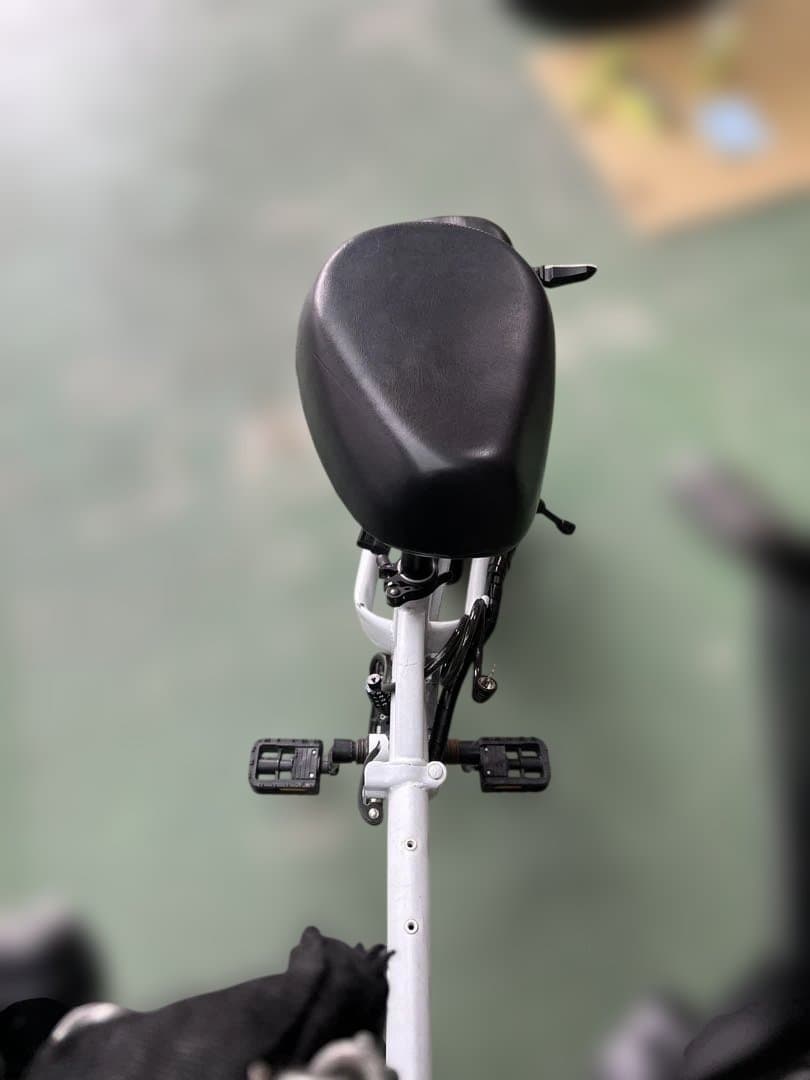 小型特定電動自電車（事故車部品取り）※引き取り限定