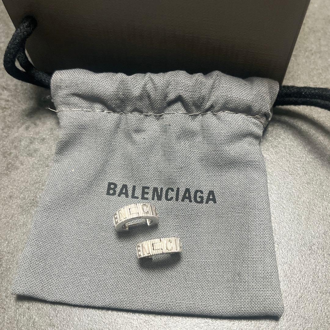 【美品】BALENCIAGA フープ ピアス ロゴ FORCE STRIPED