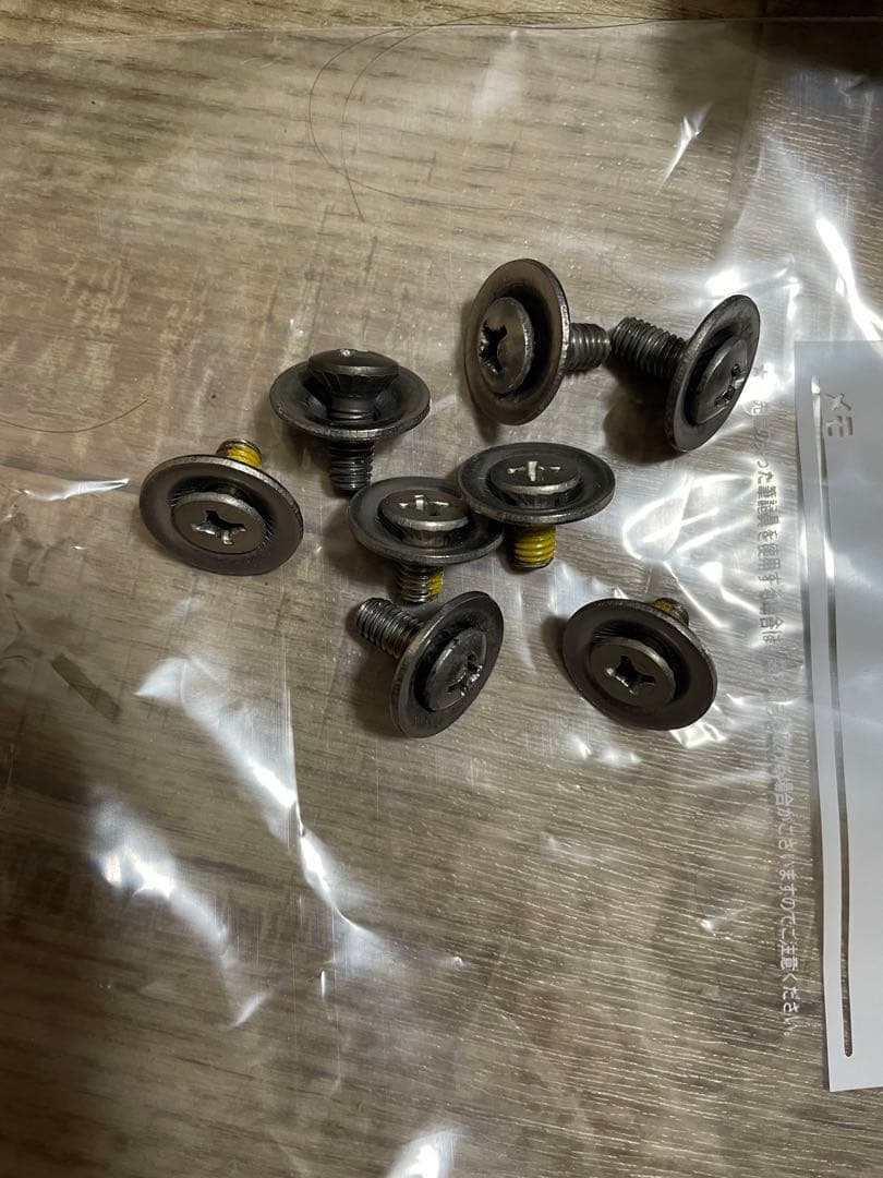 FLUX　XF　WHITE　Ｍサイズ