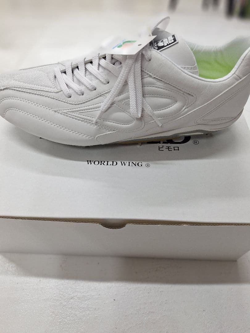 ビモロスパイクシューズ