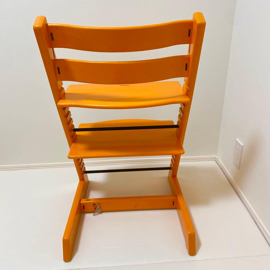 ♢美品♢STOKKE トリップトラップ シリアル4 廃盤色 オレンジ　ハイチェア
