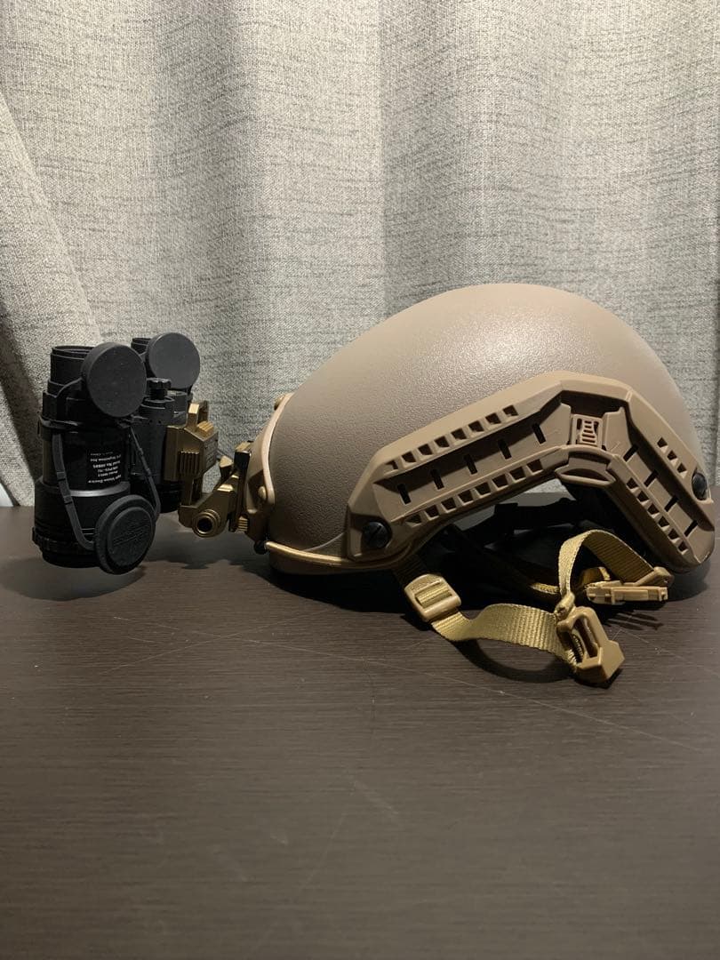 マリタイムヘルメット　pvs15 WILCOXレプリカマウント