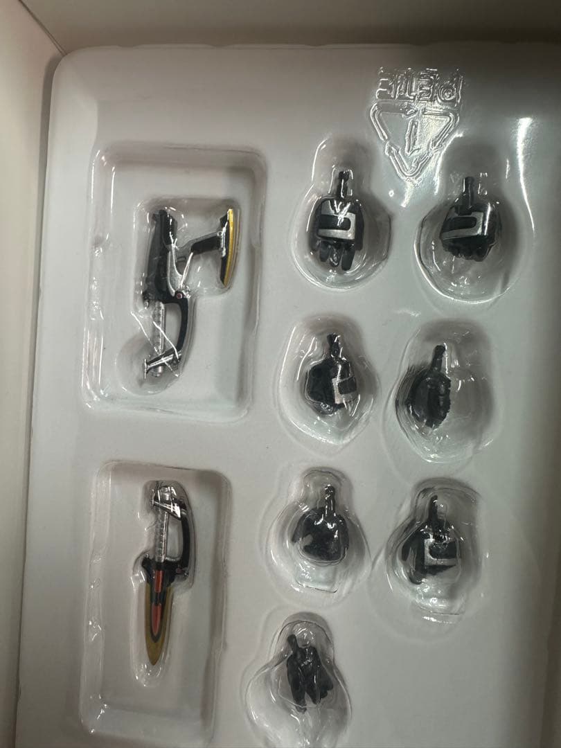 真骨彫　仮面ライダーダークカブト