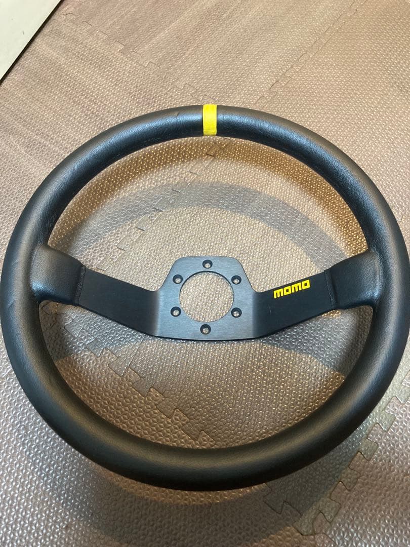 【♪】momo ステアリング ハンドル本体 黒