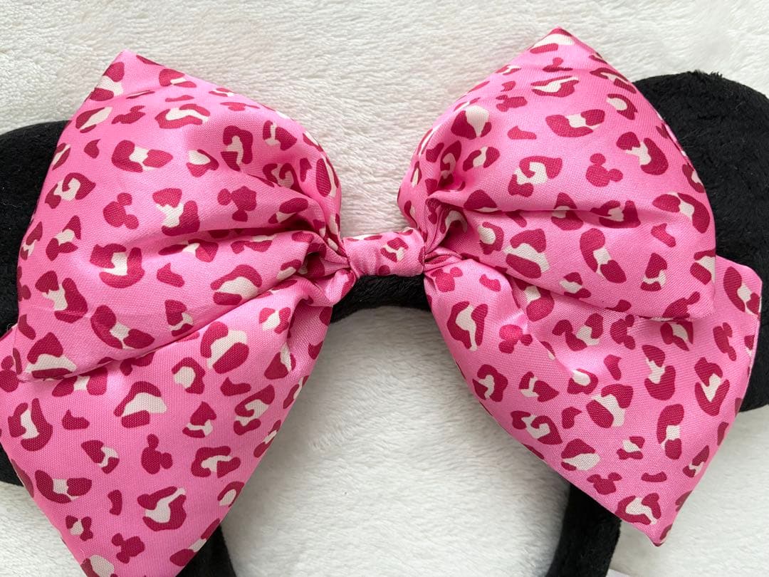 ディズニー　ミニー★ヒョウ柄　カチューシャ★ピンク　レトロ　ヘアバンド