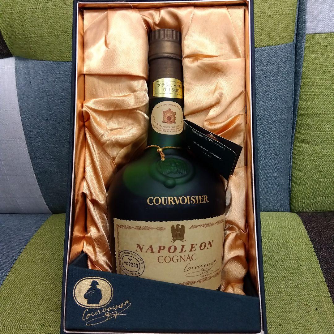ブランデー特級表記のクルボアジェ ナポレオン