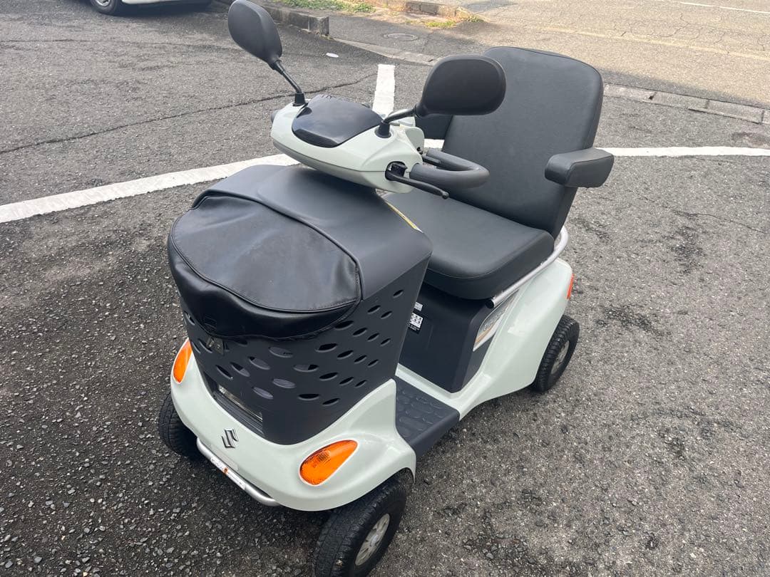 スズキ　セニアカー　ET4D7 福岡県