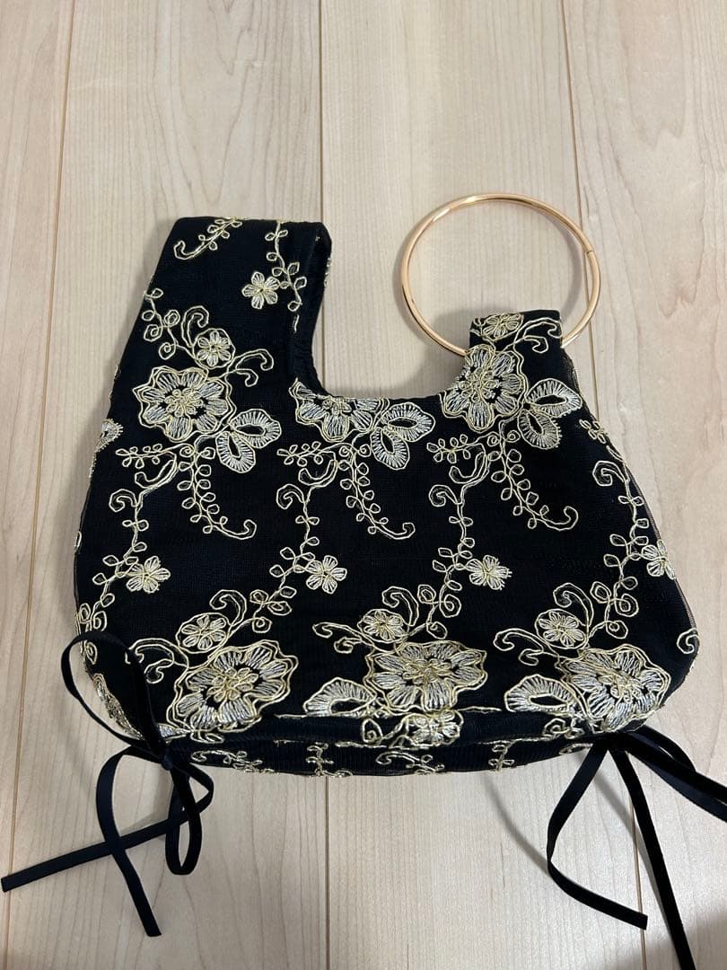 little seeds… リトルシーズ　しじみバッグ