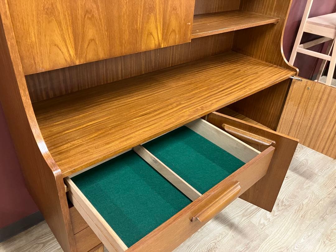 vintage furniture ミッドセンチュリー　キャビネット　リペア済み