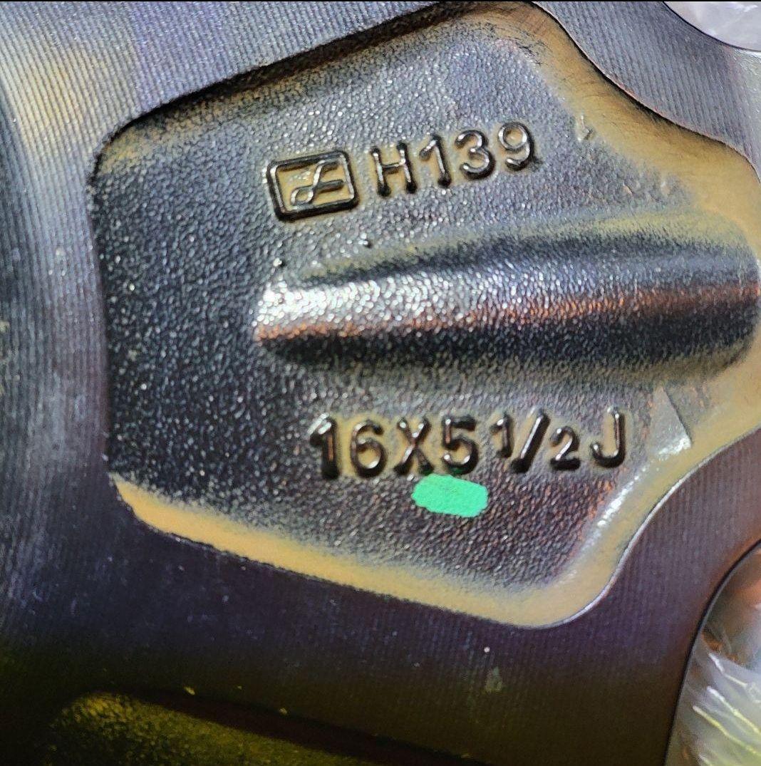 16インチ　軽自動車用 タイヤ、ホイールセット 165 /45R/16 　74W